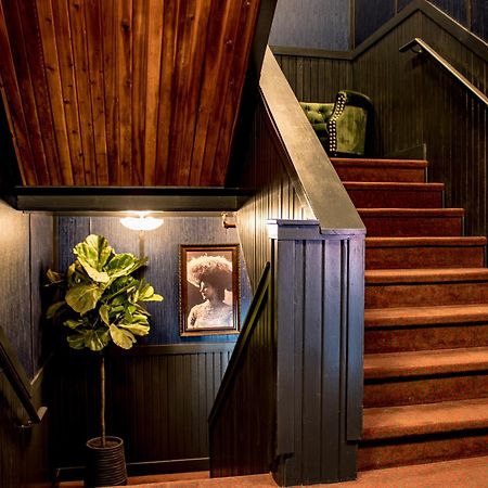 Midnight Sun, A Coast Hotel Dawson City Bagian luar foto