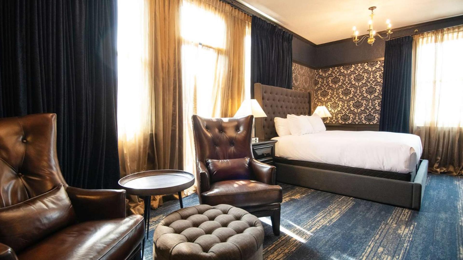 Midnight Sun, A Coast Hotel Dawson City Bagian luar foto